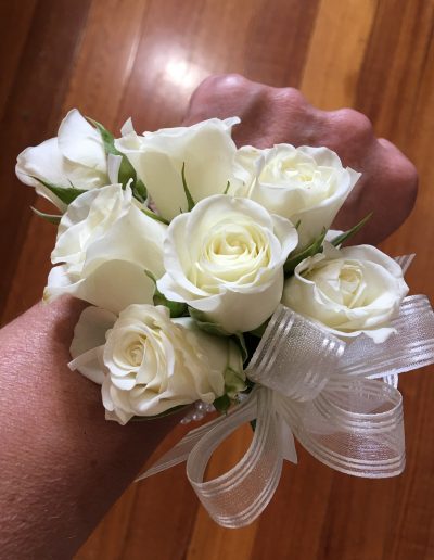 Ivory Spray Rose Wristlet Corsage