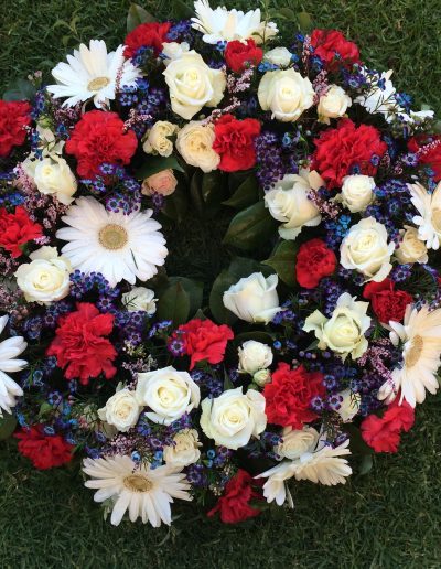 Red white and wax wreath